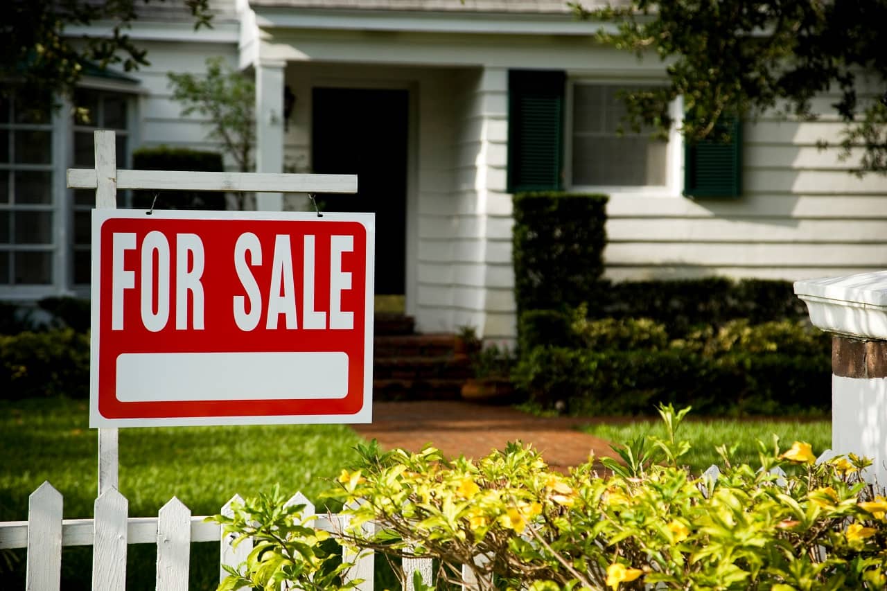 House On Sale with Mature Landscape